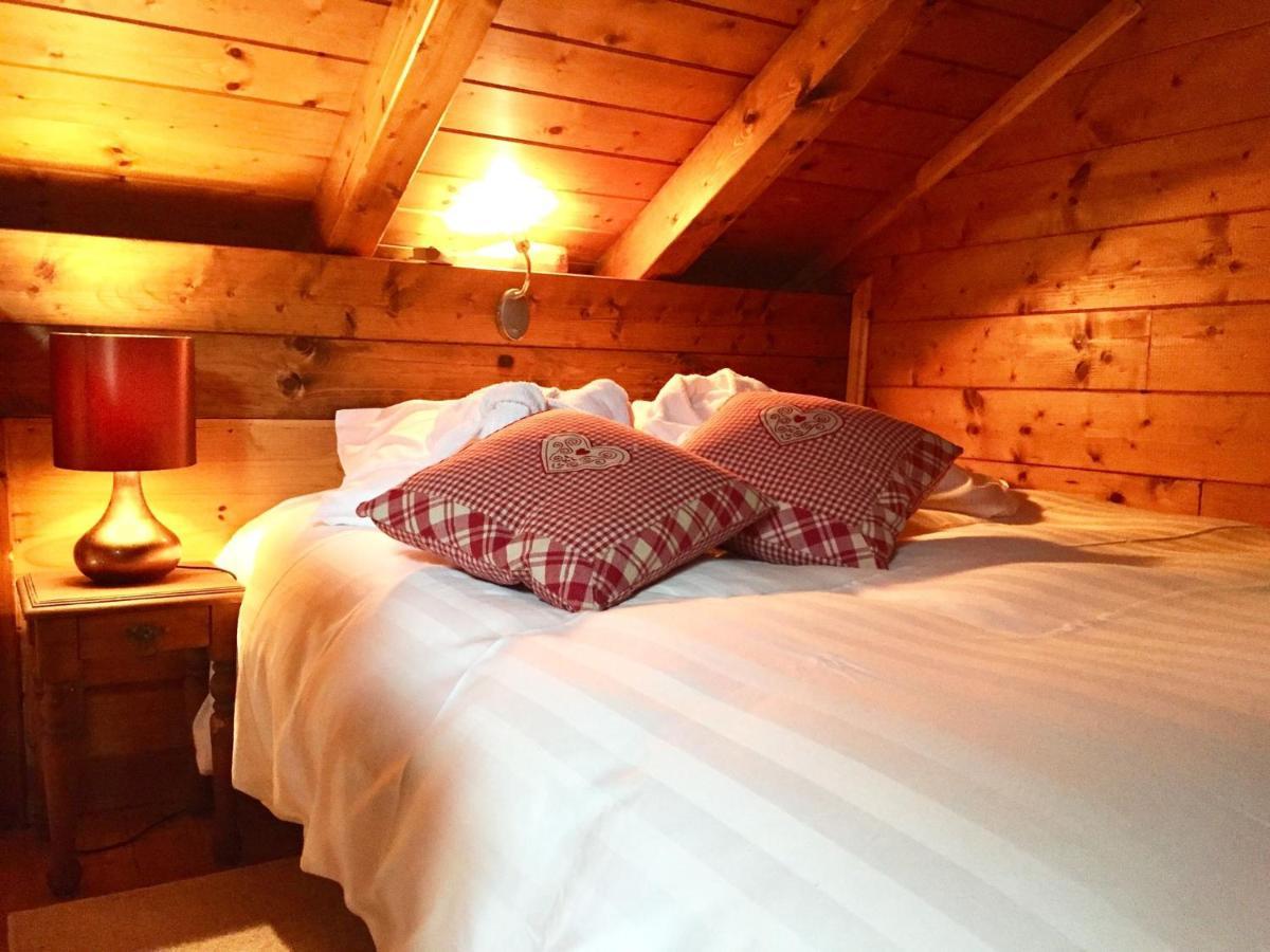 Cosy Chalet With Private Sauna In Bousseviller Værelse billede