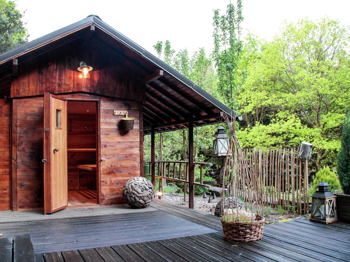 Cosy Chalet With Private Sauna In Bousseviller Eksteriør billede
